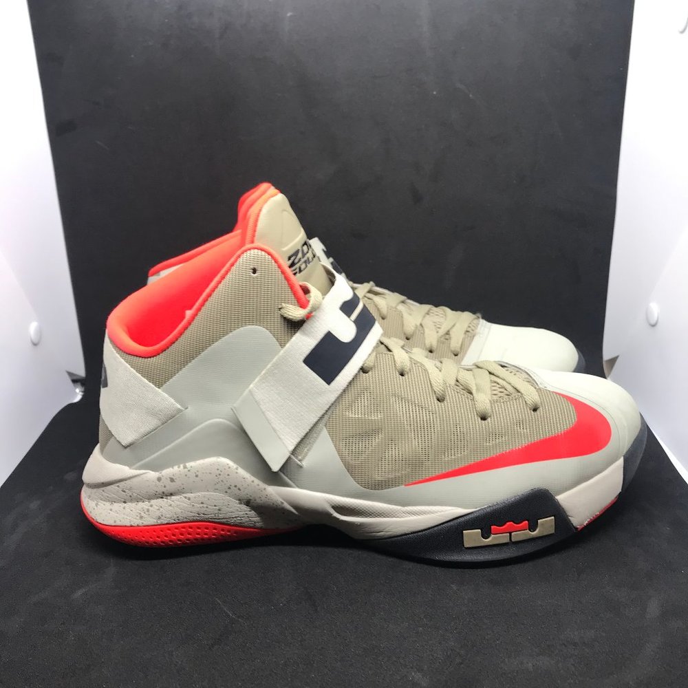 Nike Zoom LeBron James Soldier VI 6 Men's Sz 9.5  Crimson/Beige Shoes 525015-010